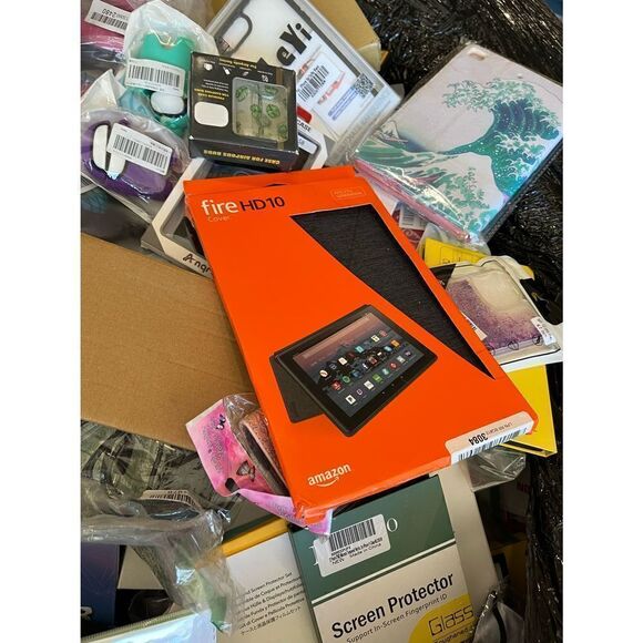 1 lb Pack Electronic Accessories Mystery Box - Picture 3 of 15